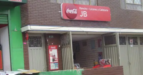 RANCHO LICORES  CAFETERIA JB